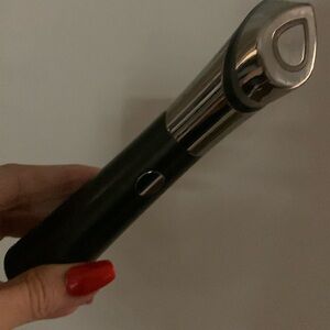 Medicube age r booster device